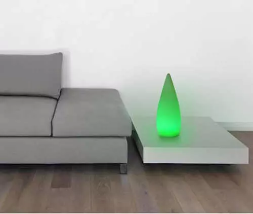 Pôvodné LED svietidlo svieti